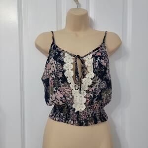 Hummingbird Boho Floral & Crochet V Neck Crop Top Y2K Medium